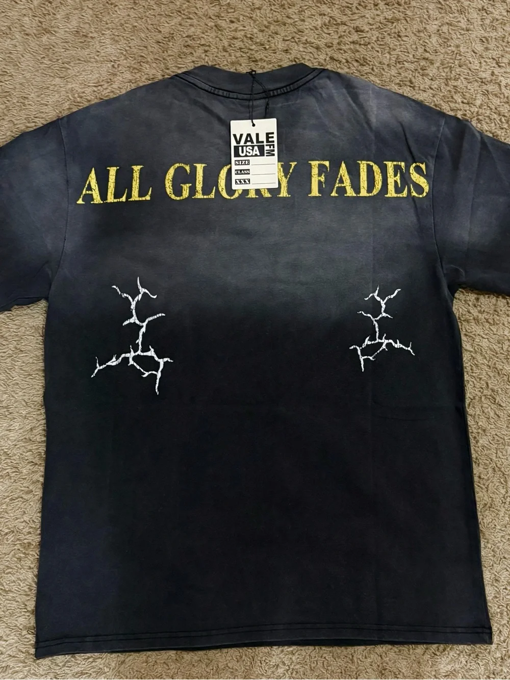 'VALE DREAMS' Graphic Short Sleeve Tee - Black/Blue - Picture 2 of 2